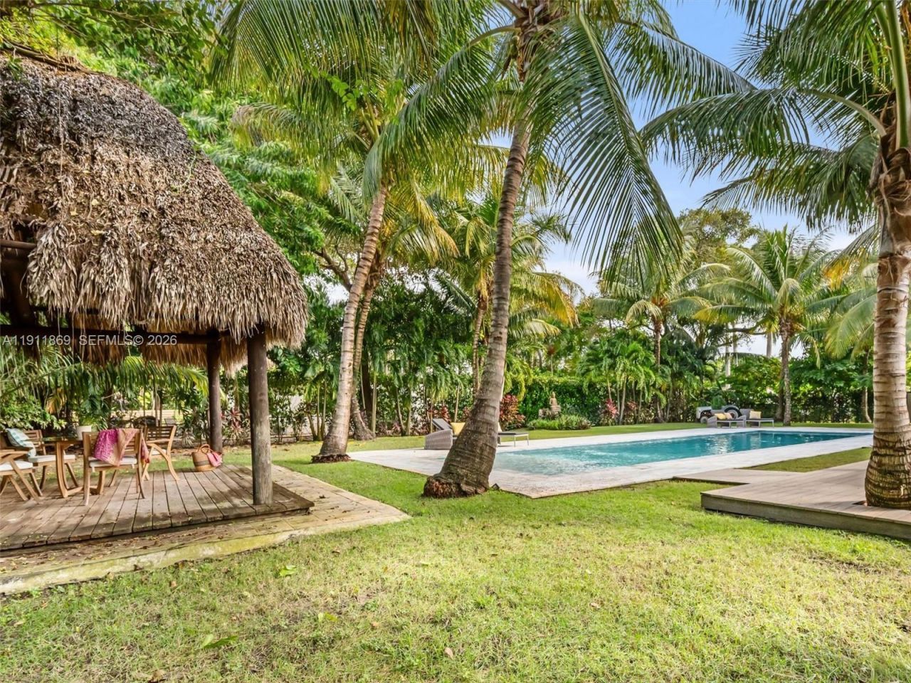 151 NW 87th St, El Portal, FL 33150 Photo