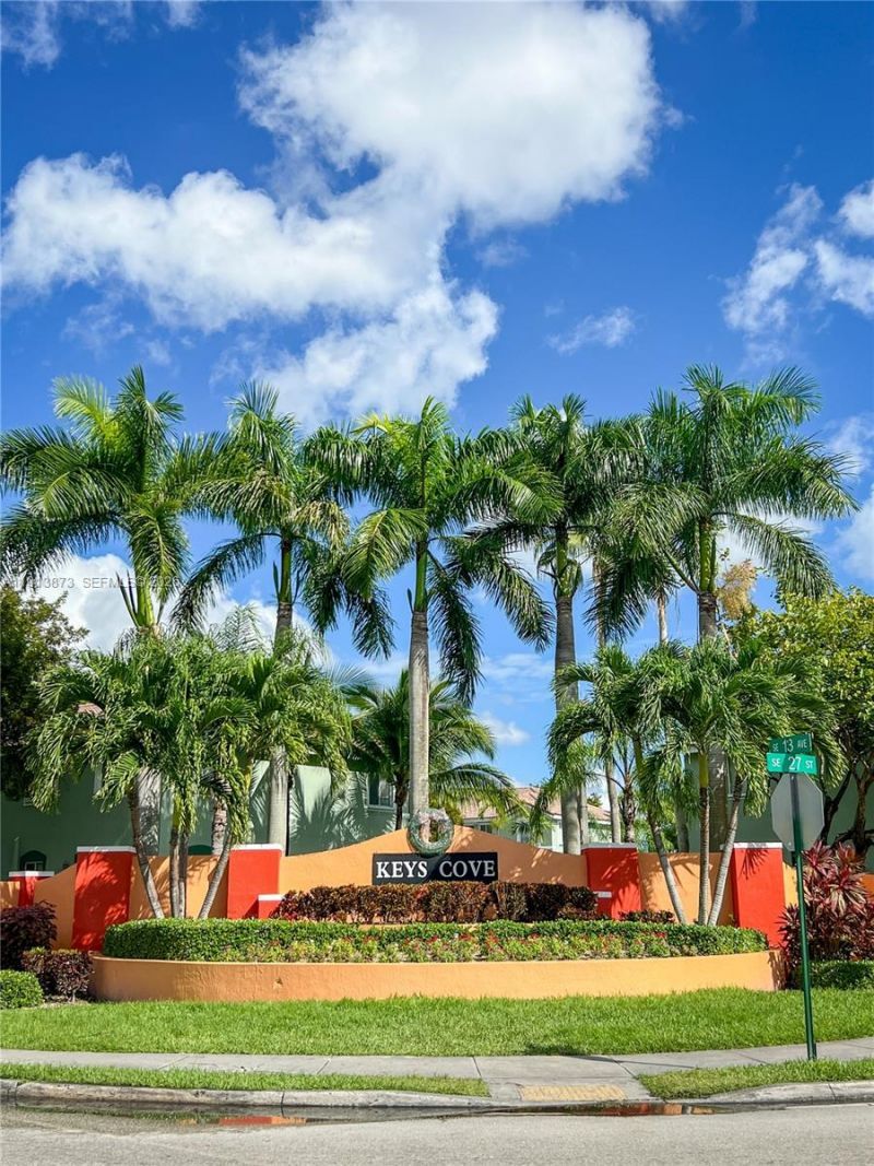 1658 SE 28th Ct, Unit 101, Homestead, FL 33035 Photo