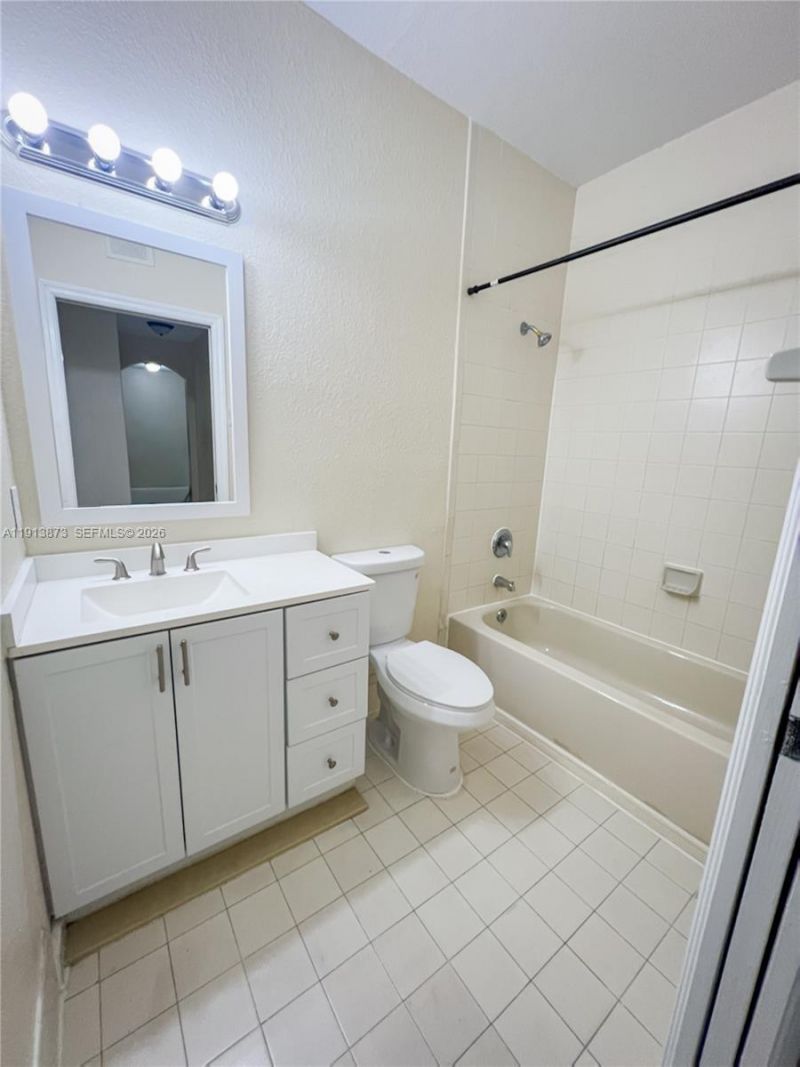 1658 SE 28th Ct, Unit 101, Homestead, FL 33035 Photo