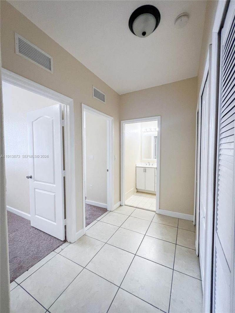 1658 SE 28th Ct, Unit 101, Homestead, FL 33035 Photo