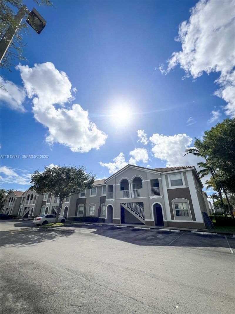 1658 SE 28th Ct, Unit 101, Homestead, FL 33035 Photo