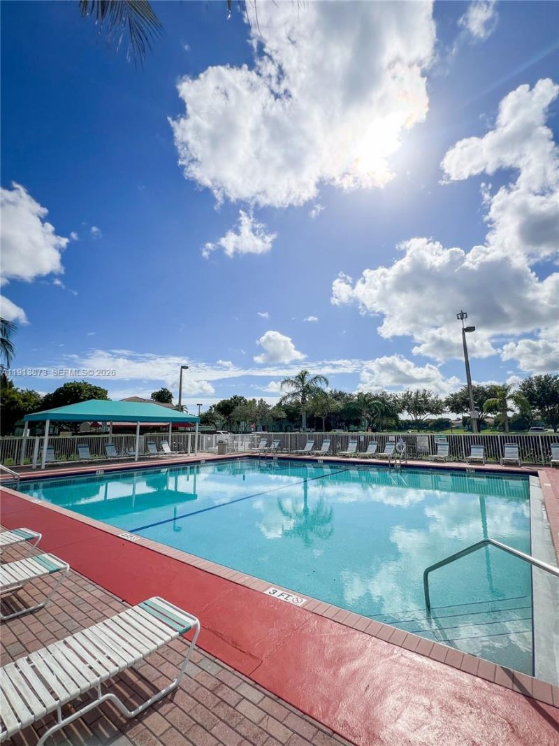 1658 SE 28th Ct, Unit 101, Homestead, FL 33035 Photo