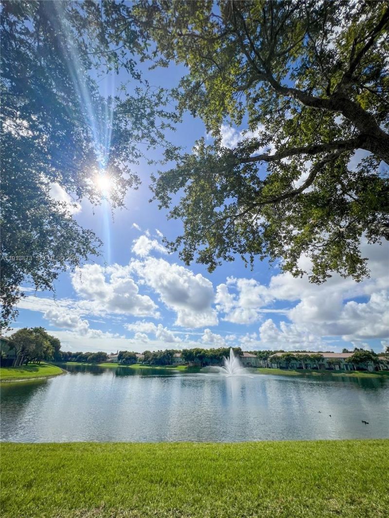 1658 SE 28th Ct, Unit 101, Homestead, FL 33035 Photo