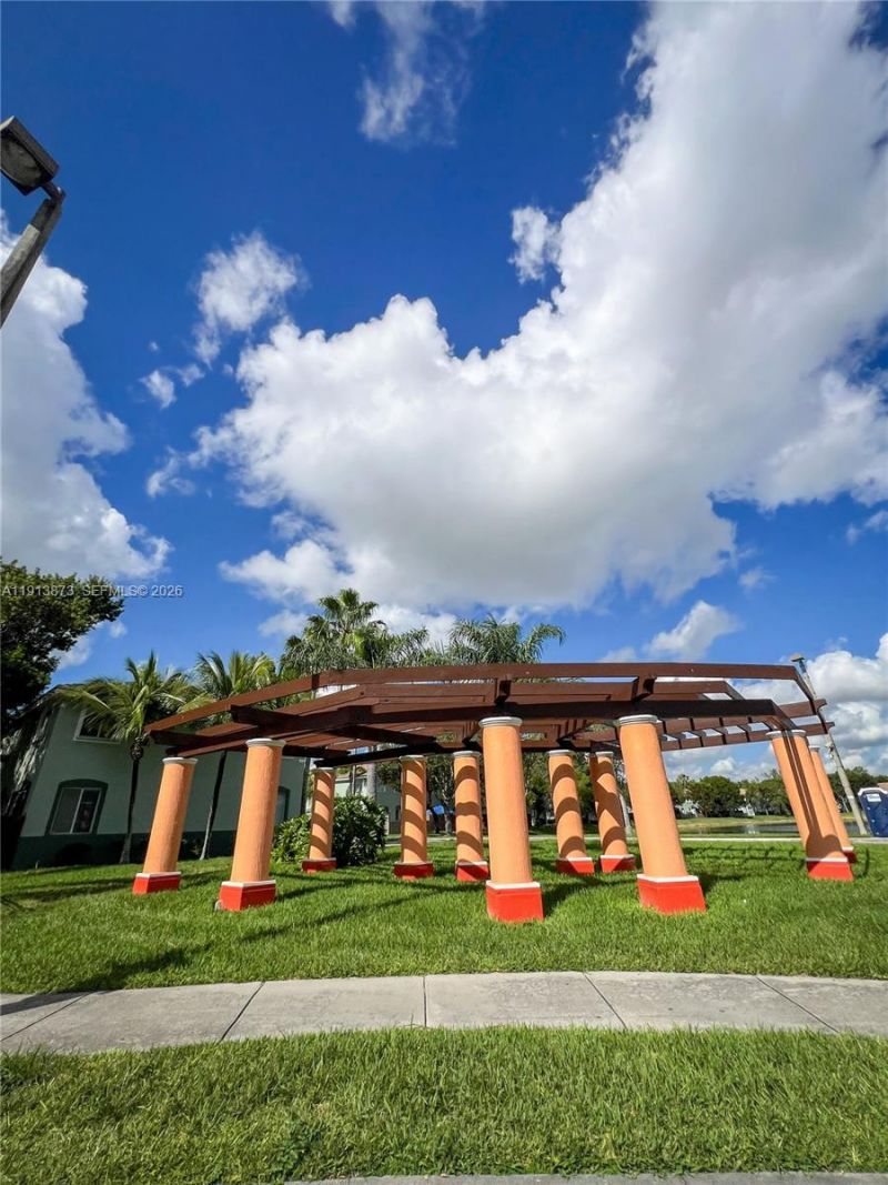 1658 SE 28th Ct, Unit 101, Homestead, FL 33035 Photo