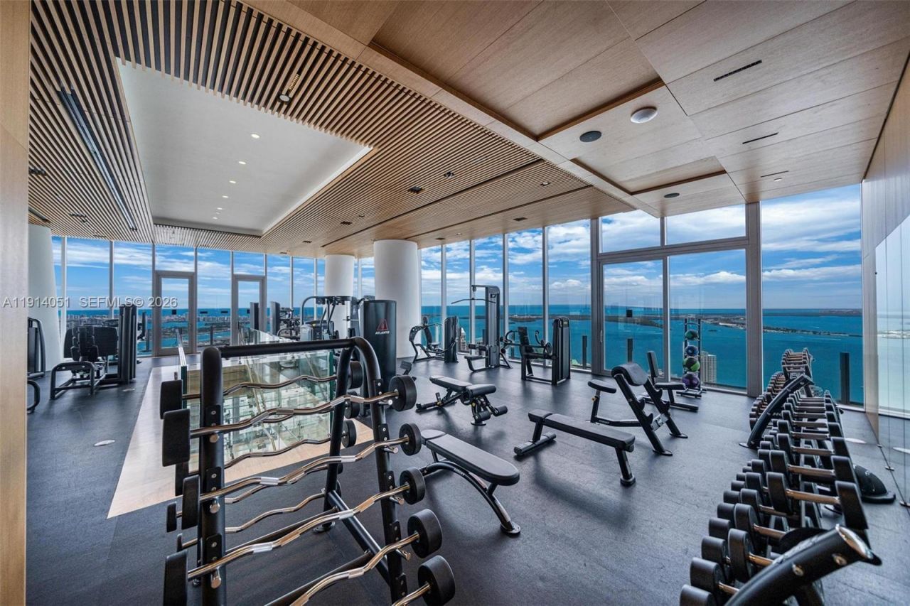 300 Biscayne Boulevard Way, Unit 3506W, Miami, FL 33131 Photo