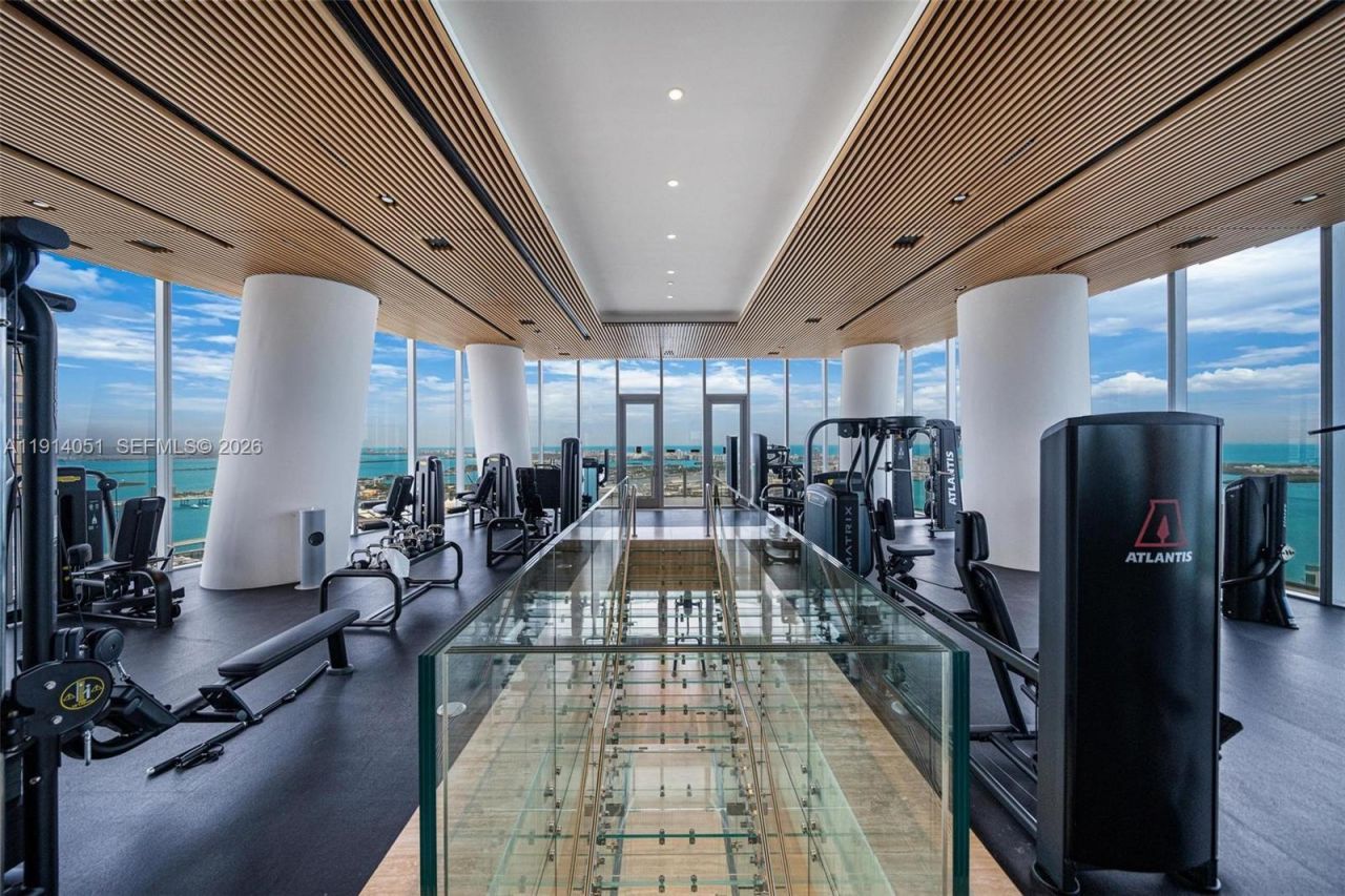 300 Biscayne Boulevard Way, Unit 3506W, Miami, FL 33131 Photo