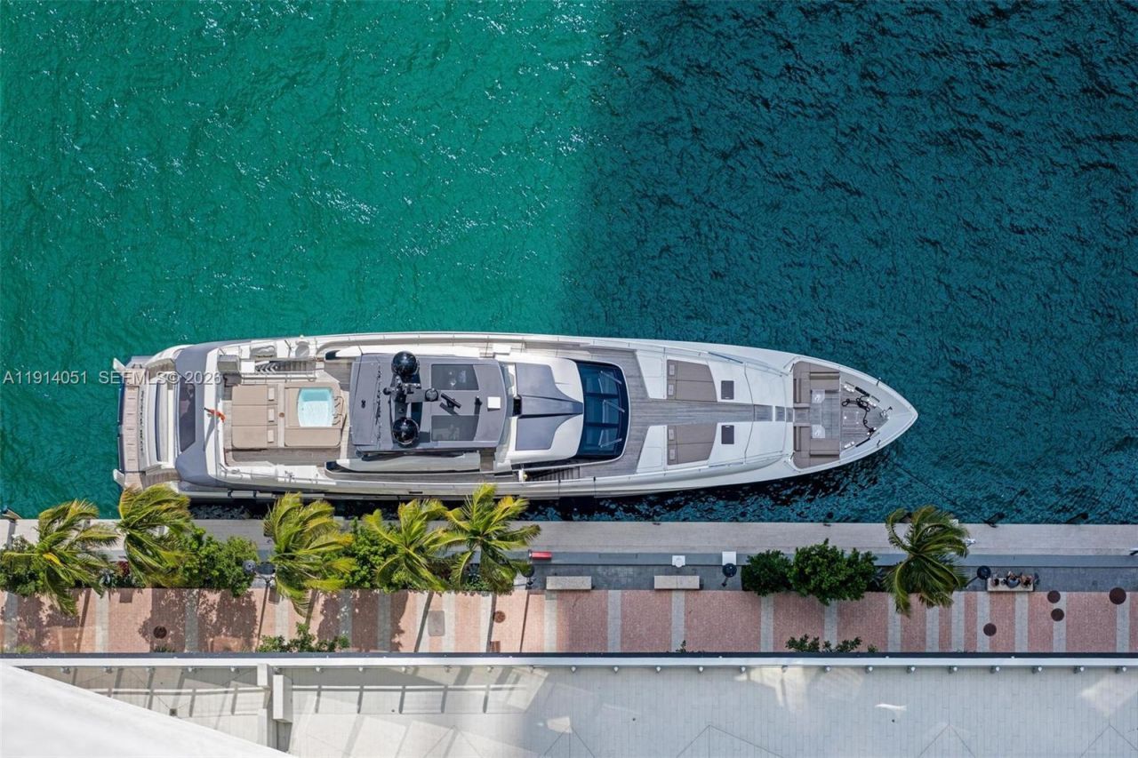 300 Biscayne Boulevard Way, Unit 3506W, Miami, FL 33131 Photo