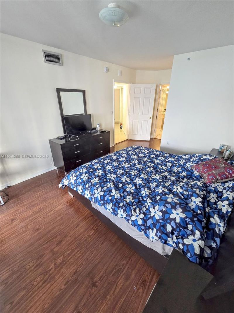 6301 Collins Ave, Unit 901, Miami Beach, FL 33141 Photo