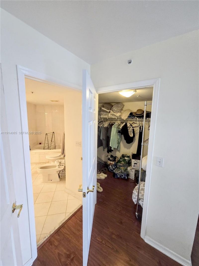6301 Collins Ave, Unit 901, Miami Beach, FL 33141 Photo