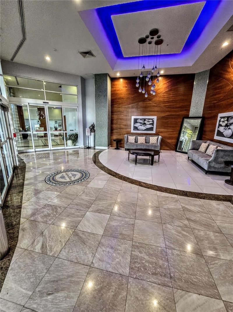 6301 Collins Ave, Unit 901, Miami Beach, FL 33141 Photo