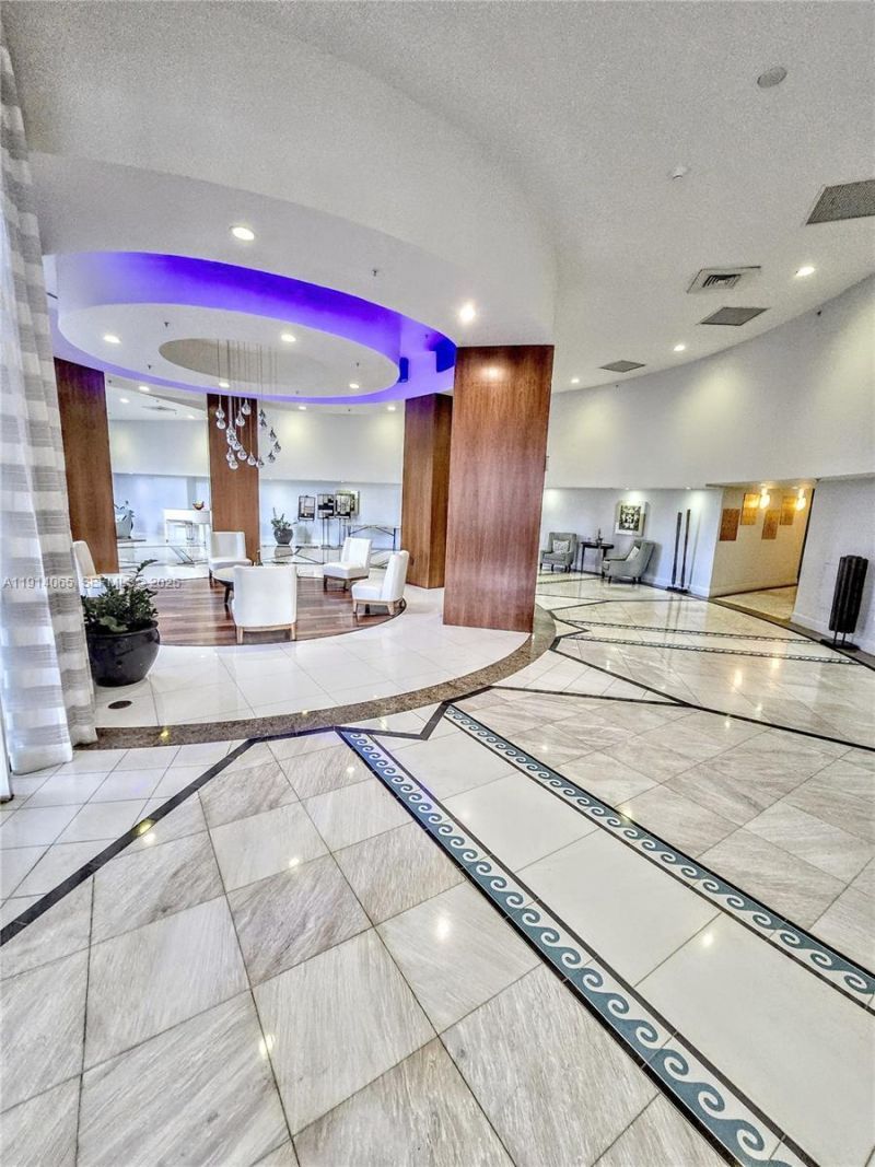 6301 Collins Ave, Unit 901, Miami Beach, FL 33141 Photo