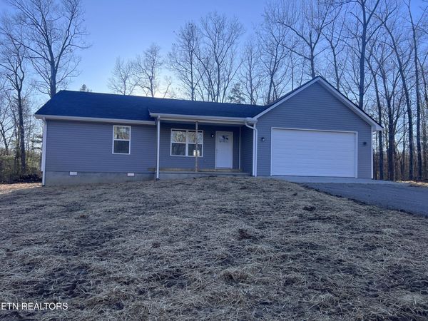 512 St. Anthony Drive, Jamestown, TN 38556