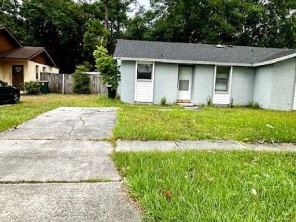 2730 HIDDEN VILLAGE Drive, Jacksonville, FL 32216