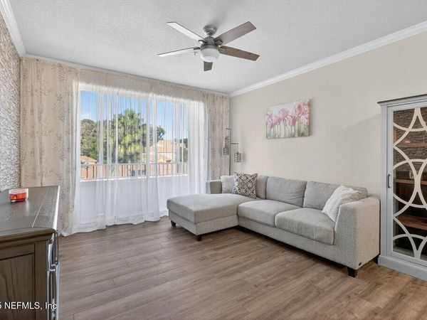8539 GATE Parkway W, Unit 9325, Jacksonville, FL 32216