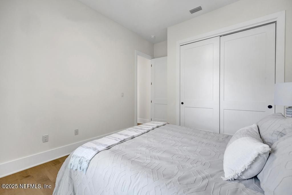 552 Seagate Avenue, Neptune Beach, FL 32266 Photo