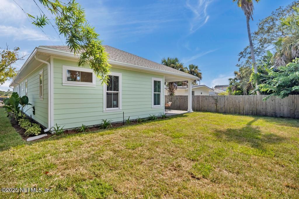 552 Seagate Avenue, Neptune Beach, FL 32266 Photo