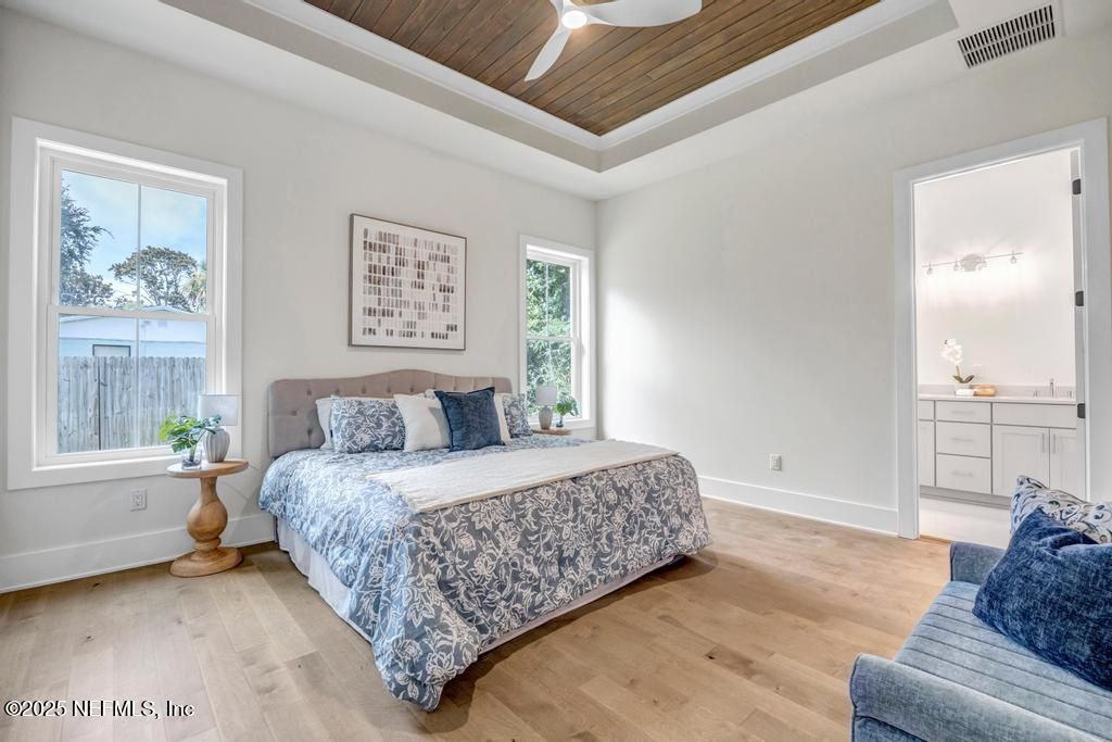 552 Seagate Avenue, Neptune Beach, FL 32266 Photo