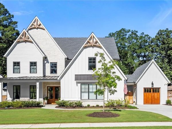 119 Chateau Place, Woodstock, GA 30188