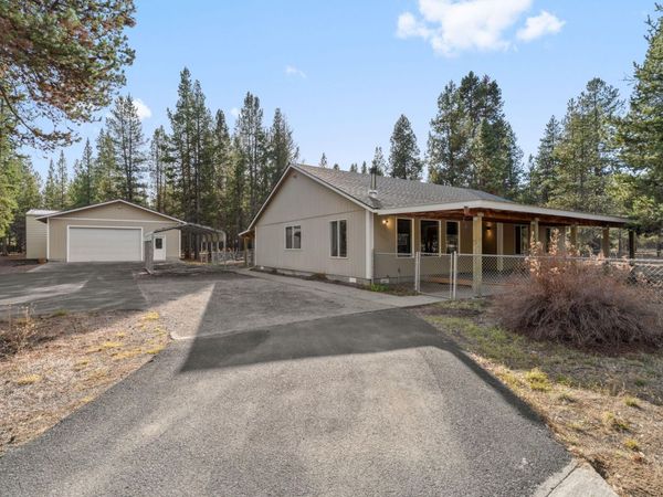 15711 Deedon Road, La Pine, OR 97739