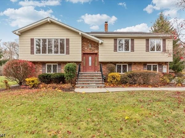 44 Madison St, Long Hill, NJ 07933