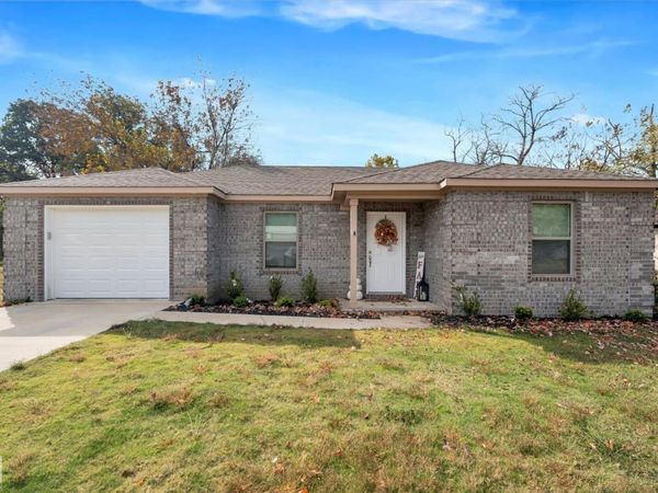 406 Circle Drive, Hoxie, AR 72433