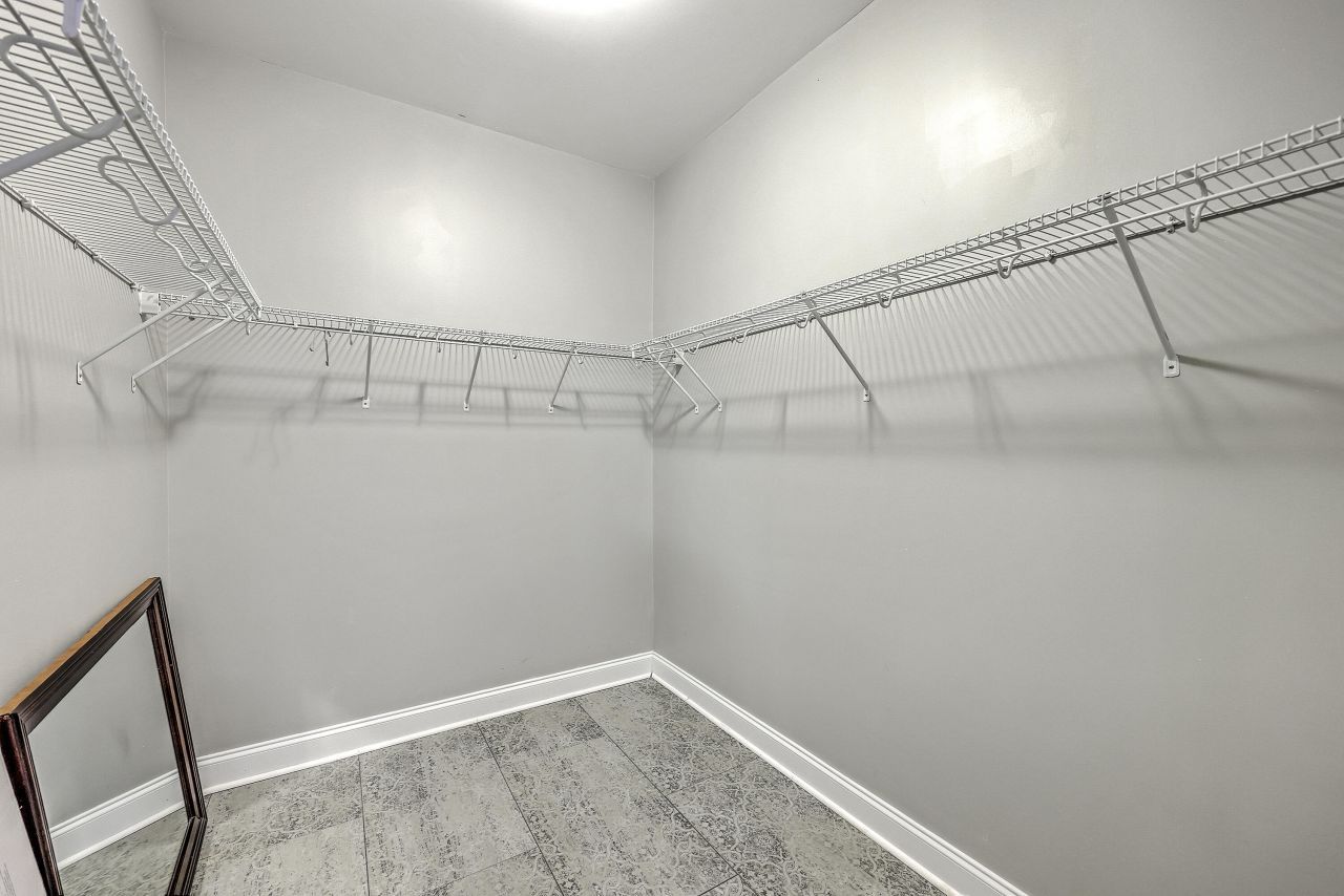 1695 Sparkleberry Lane Photo 30