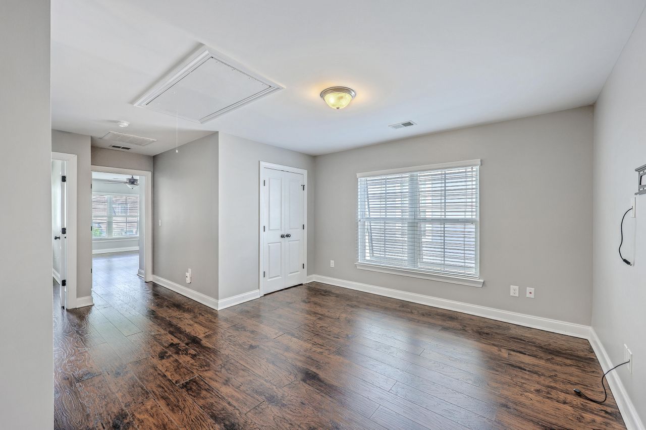 1695 Sparkleberry Lane Photo 35