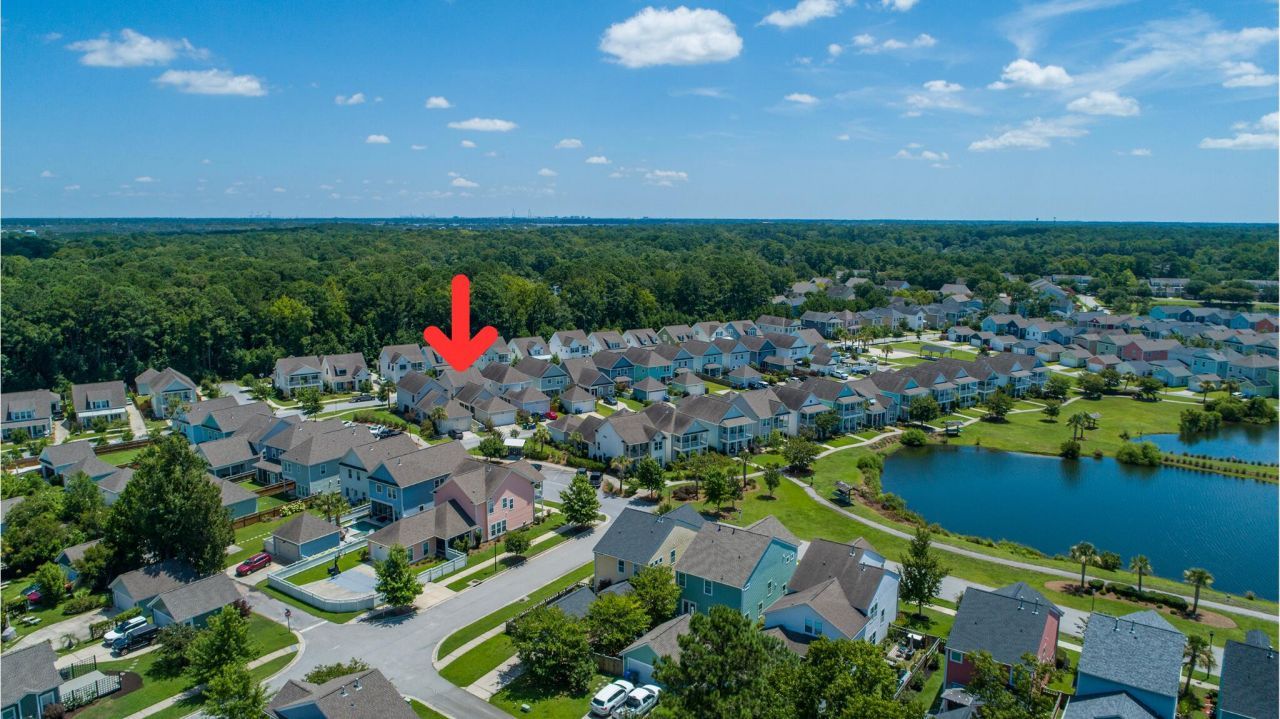 1695 Sparkleberry Lane Photo 62