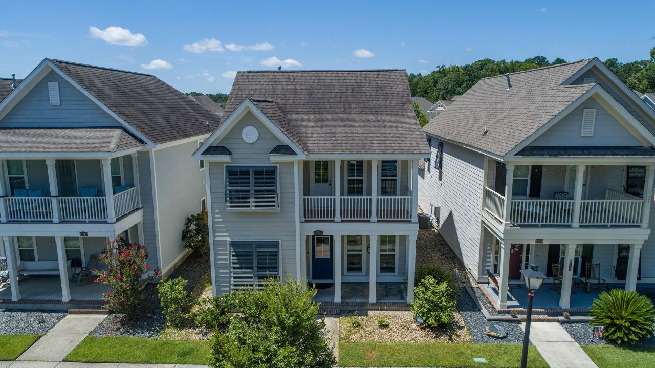 1695 Sparkleberry Lane Photo 87