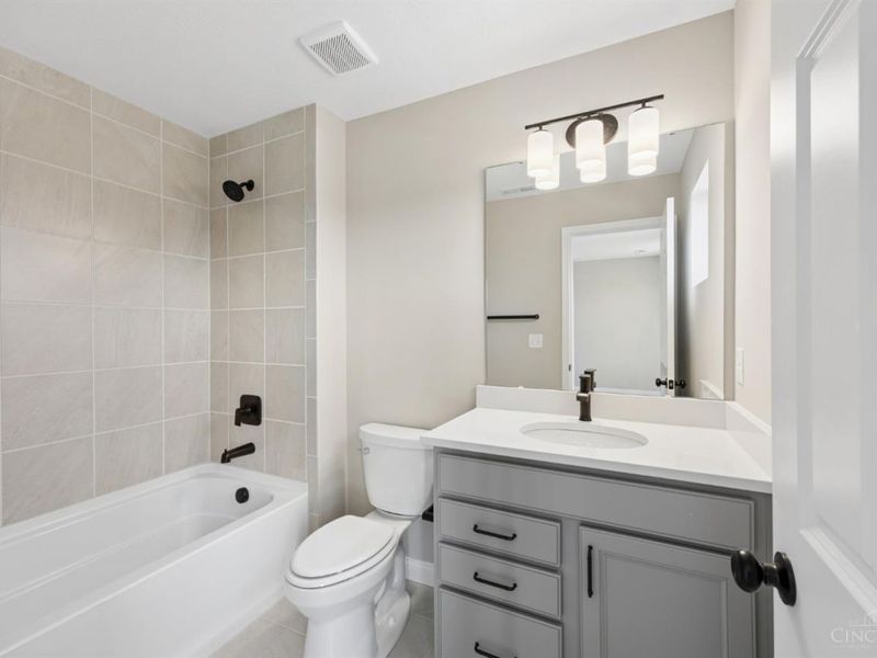 4008 Trailside Drive, Unit 113, Green Township, OH 45248 Photo 9