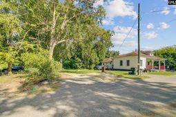 475 Scott Street photo 4