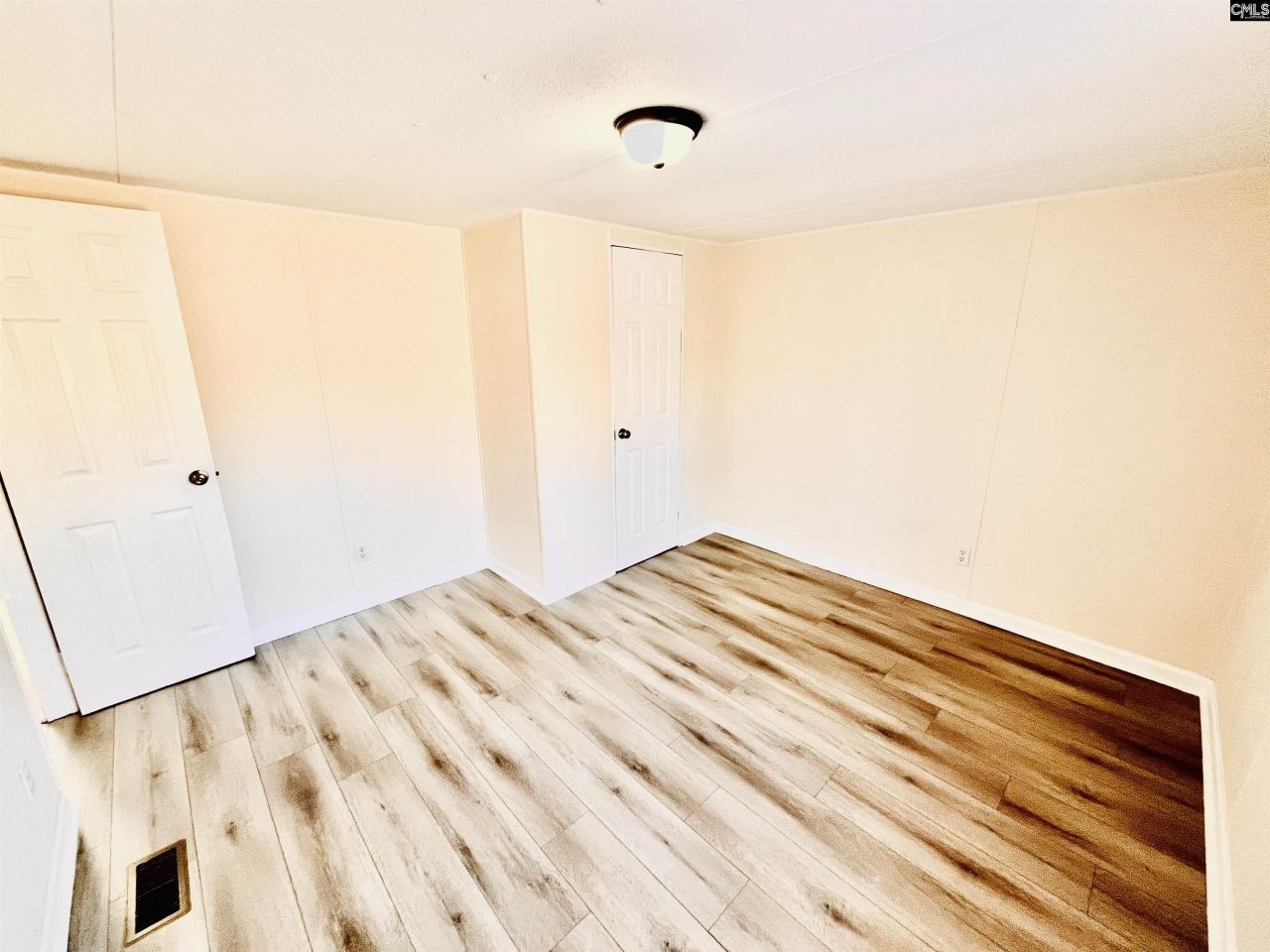 1207 Kennerly Road Photo 32