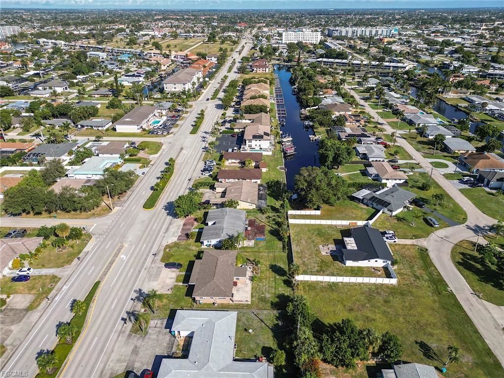 5227 Coronado Pkwy, Cape Coral, FL 33904 Photo