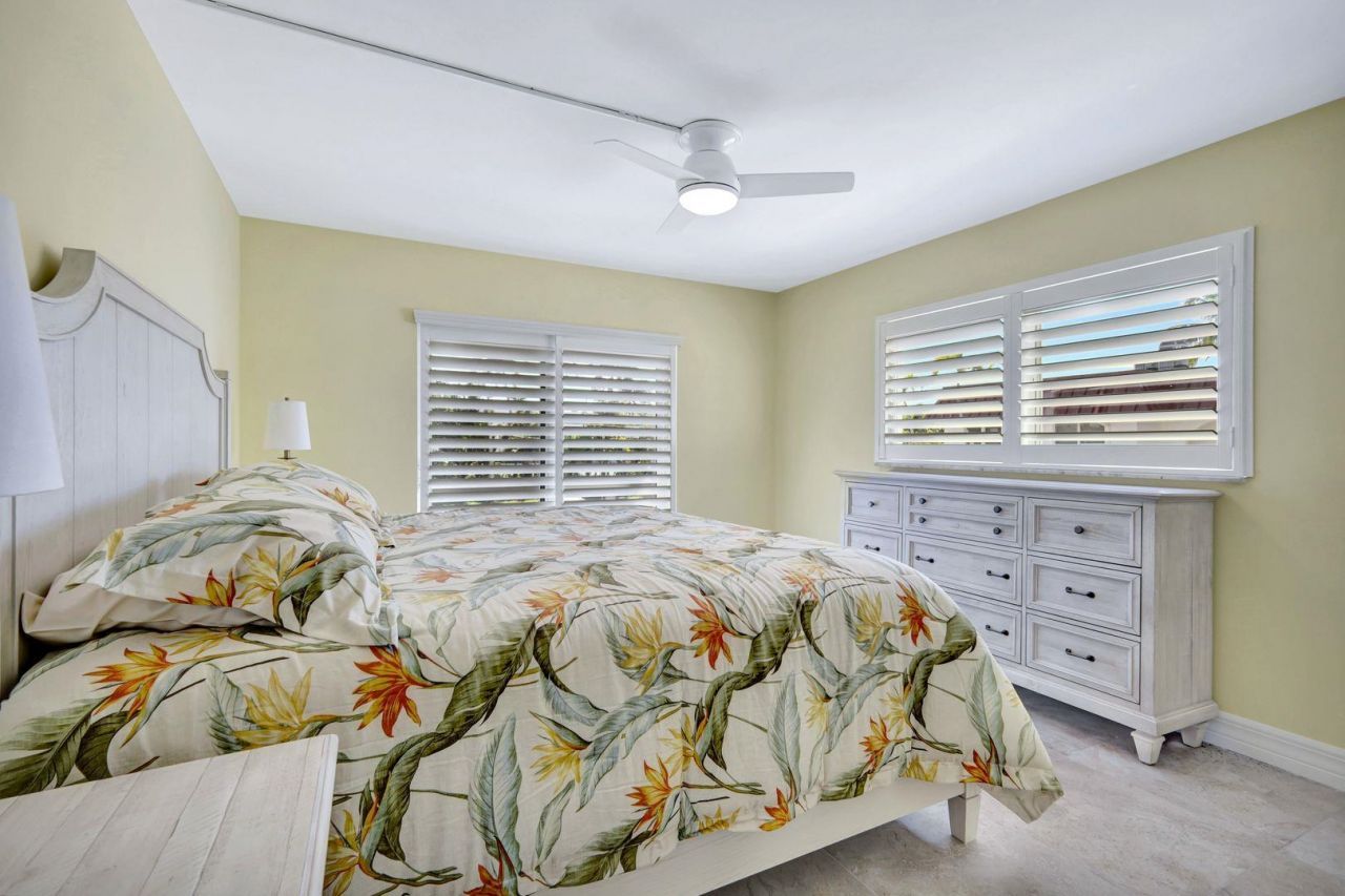 1610 Middle Gulf Dr, Unit B3, Sanibel, FL 33957 Photo
