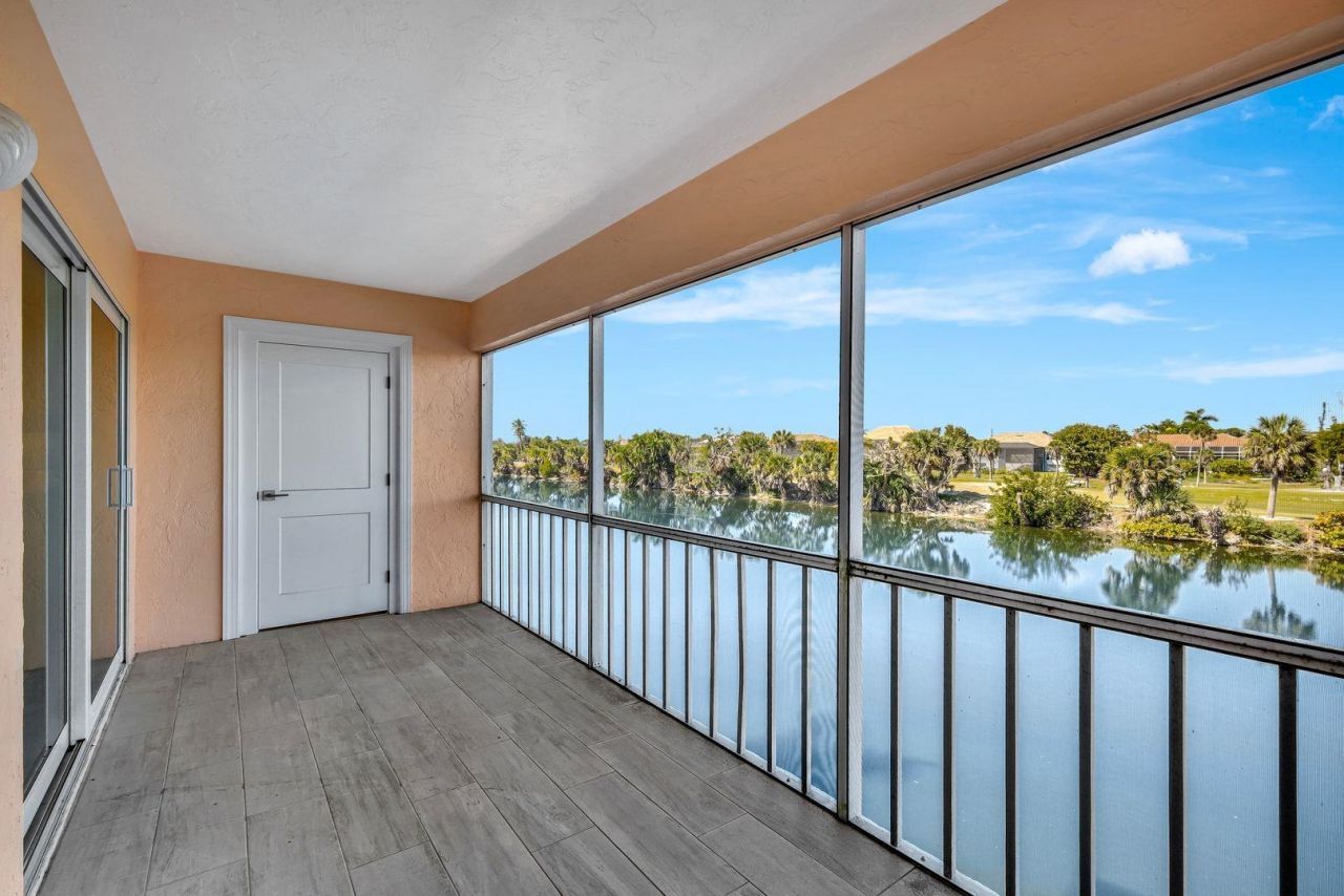 1610 Middle Gulf Dr, Unit B3, Sanibel, FL 33957 Photo
