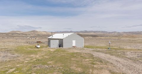 51 Horseshoe Circle, Crescent Valley, NV 89821 Photo