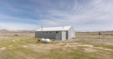 51 Horseshoe Circle, Crescent Valley, NV 89821 Photo