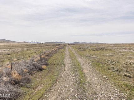 51 Horseshoe Circle, Crescent Valley, NV 89821 Photo