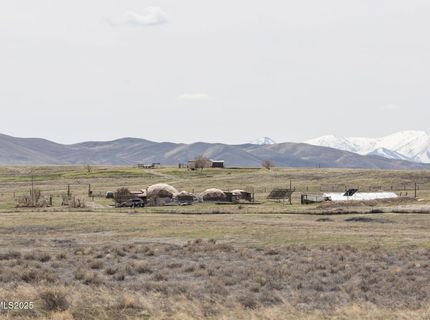 51 Horseshoe Circle, Crescent Valley, NV 89821 Photo
