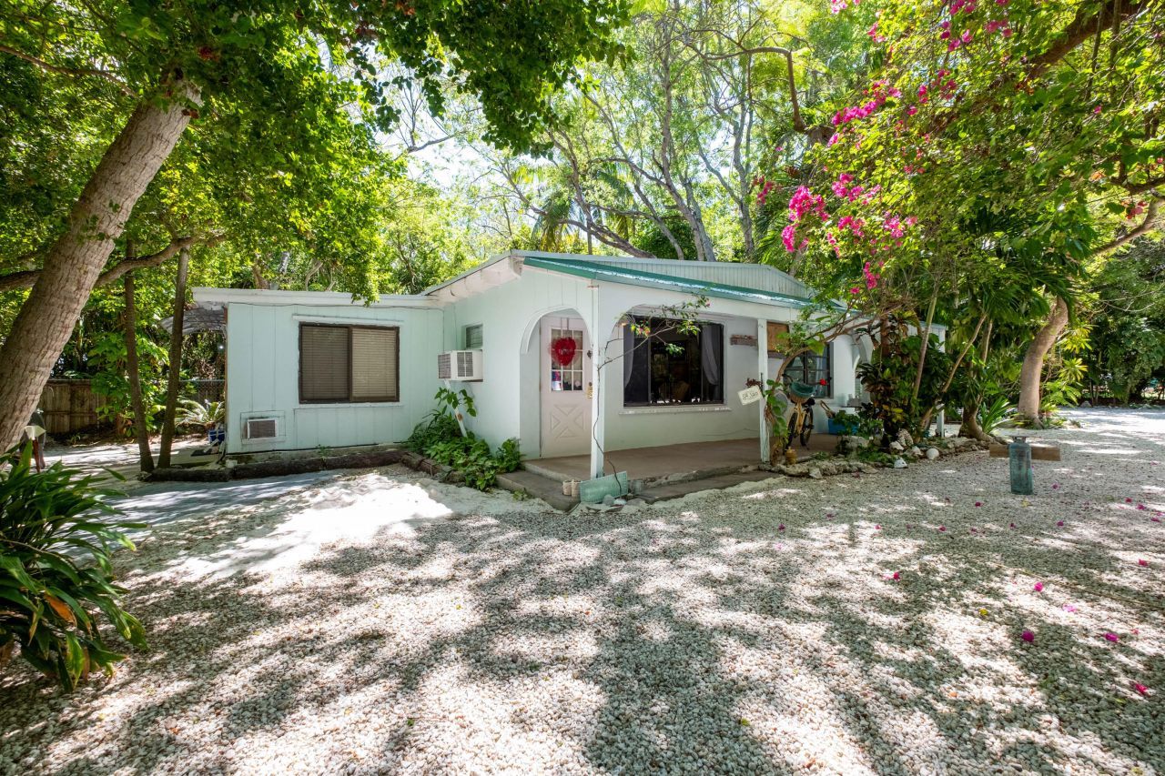 95480 & 90 Overseas Highway, Key Largo, FL 33037 Photo