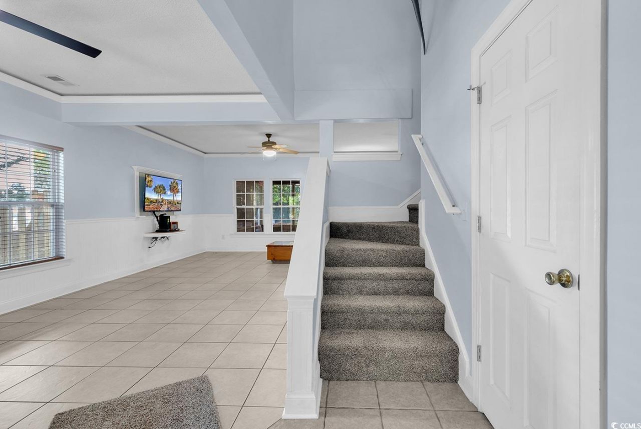 211 Chesapeake Ln. Photo 2