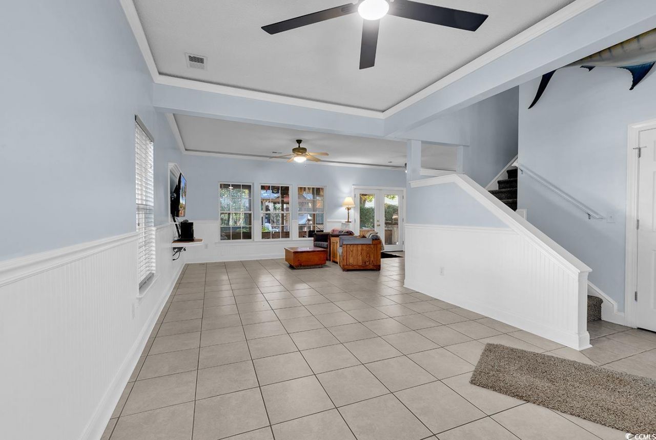 211 Chesapeake Ln. Photo 3