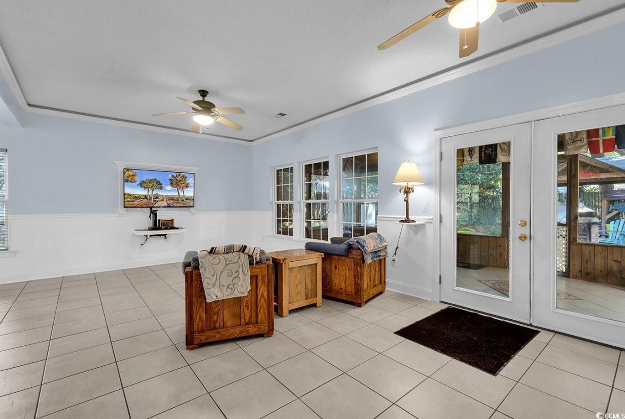 211 Chesapeake Ln. Photo 8