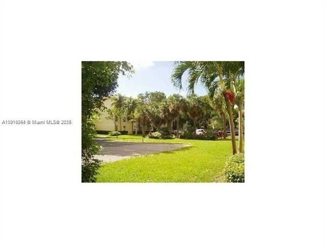 1805 W 56th St, Unit 412, Hialeah, FL 33012 Photo