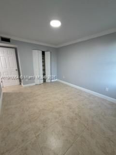 1805 W 56th St, Unit 412, Hialeah, FL 33012 Photo