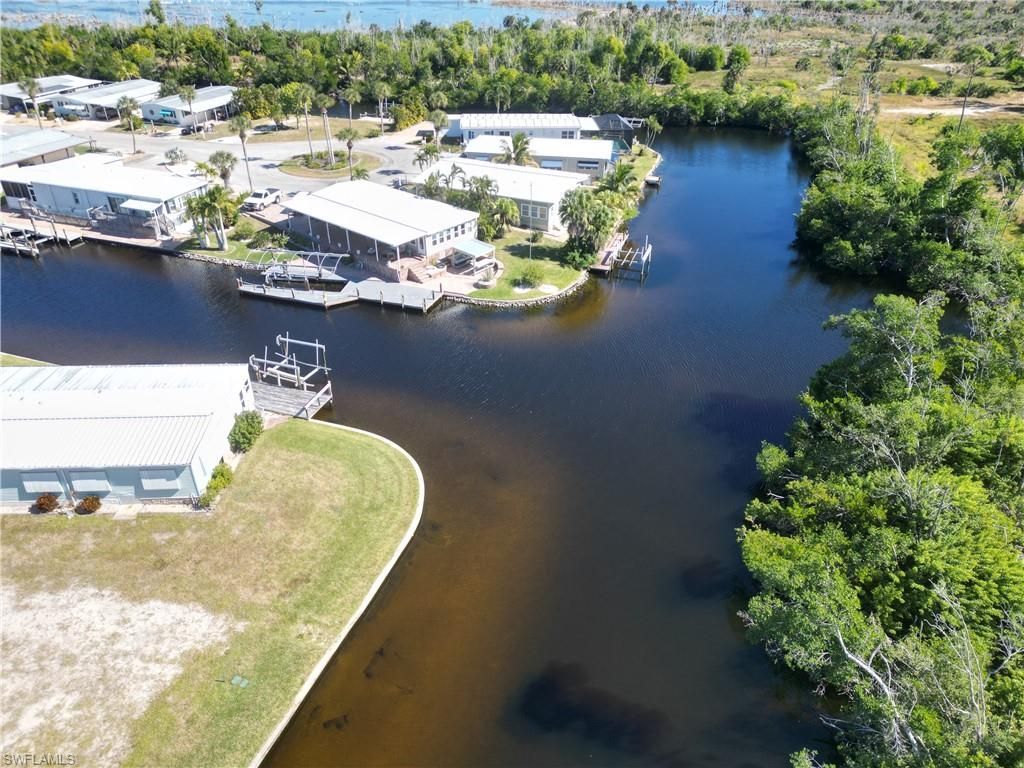 17940 Peppard Dr, Fort Myers Beach, FL 33931 Photo