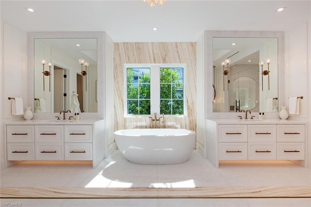 1731 Gordon Dr, Naples, FL 34102 Photo