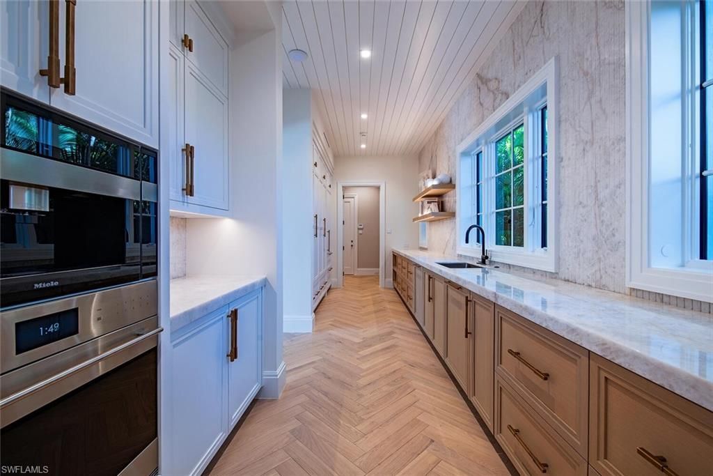 1731 Gordon Dr, Naples, FL 34102 Photo