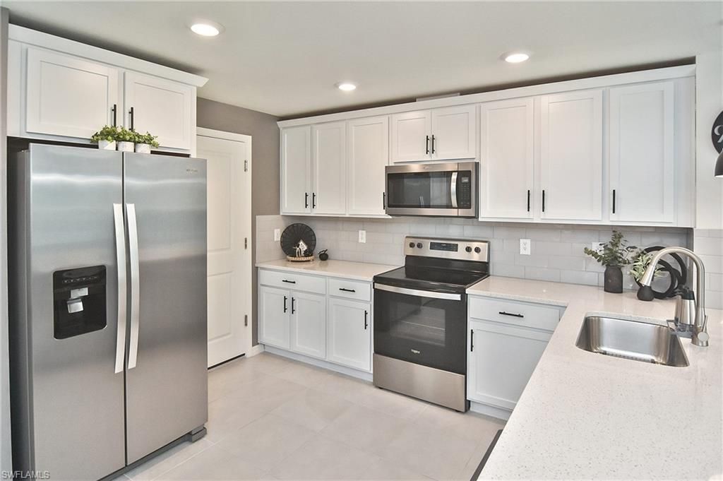 6360 Brant Bay Blvd, Unit 104, North Fort Myers, FL 33917 Photo