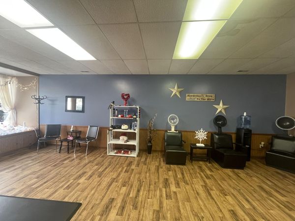 207 N Main Street, Paris, MO 65275
